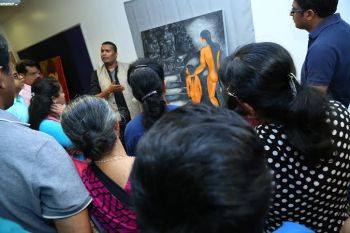 U.K. - Arts-Literature - giji_victor_painting_exibition News Photo 2 - U.K. - Arts-Literature - giji_victor_painting_exibition