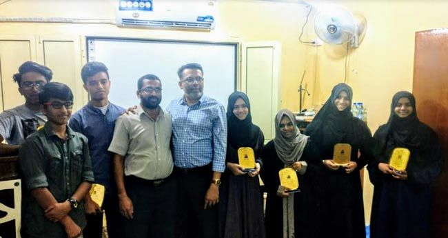 News Photo 1 - Gulf - Otta Nottathil - students_india_farewell