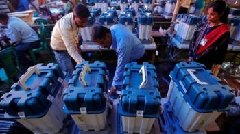 News Photo 2 - India - Otta Nottathil - 114201903election