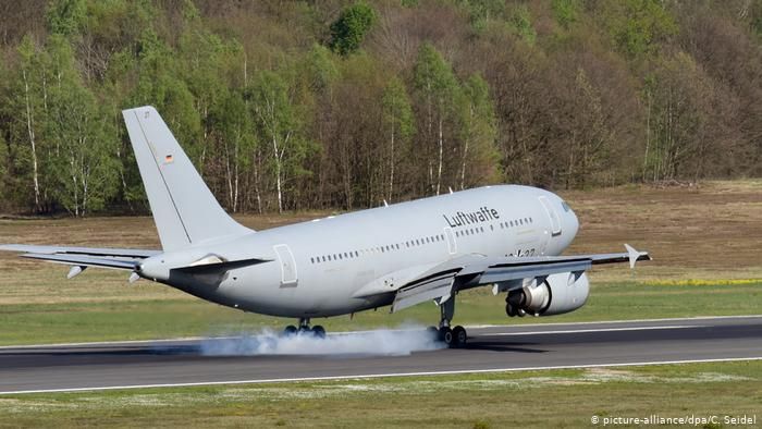 News Photo 1 - Germany - Otta Nottathil - 21420198mediera