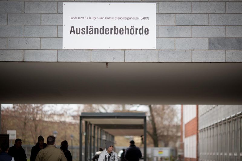 News Photo 1 - Germany - Otta Nottathil - 14520192immigration