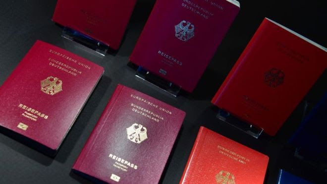 News Photo 1 - Germany - Otta Nottathil - 18120194visa