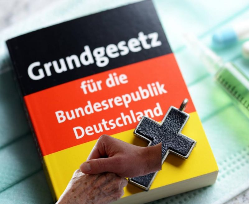 News Photo 1 - Germany - Otta Nottathil - 26220205euthanasia_legalised_german_sc