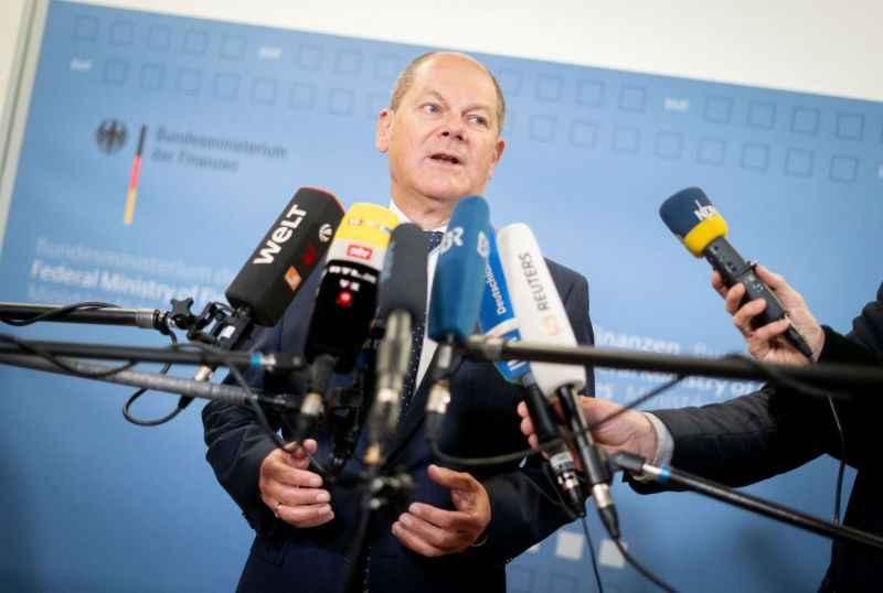 News Photo 1 - Germany - Finance - 2722202010corona