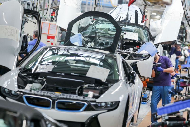 News Photo 1 - Germany - Finance - 20620203bmw