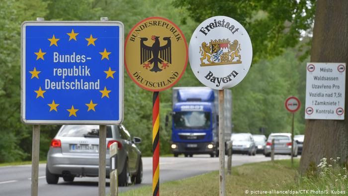 News Photo 1 - Germany - Otta Nottathil - 29720206border