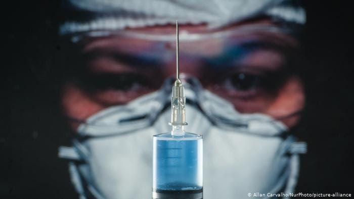News Photo 1 - Germany - Otta Nottathil - 311020204vaccine