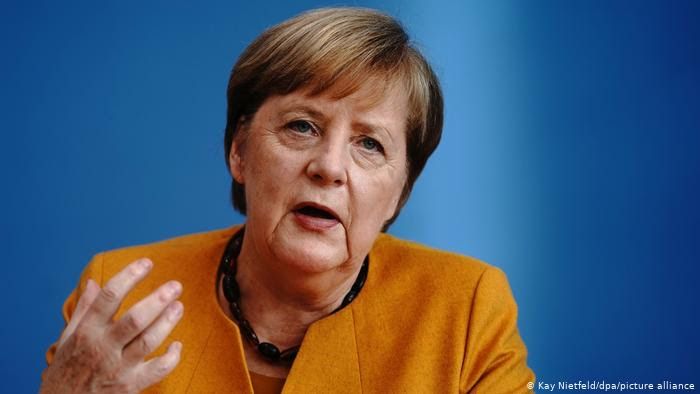 News Photo 1 - Germany - Otta Nottathil - 81120202merkel