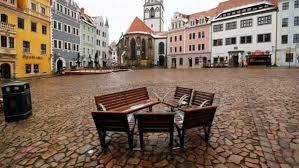 News Photo 1 - Germany - Otta Nottathil - 27120214lockdown