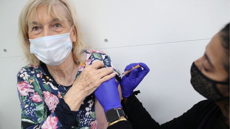 News Photo 1 - U.K. - Otta Nottathil - 134202110vaccine