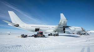 News Photo 1 - Other Countries - Otta Nottathil - 261120212antarctica