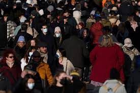 News Photo 1 - U.K. - Otta Nottathil - 291120213mask