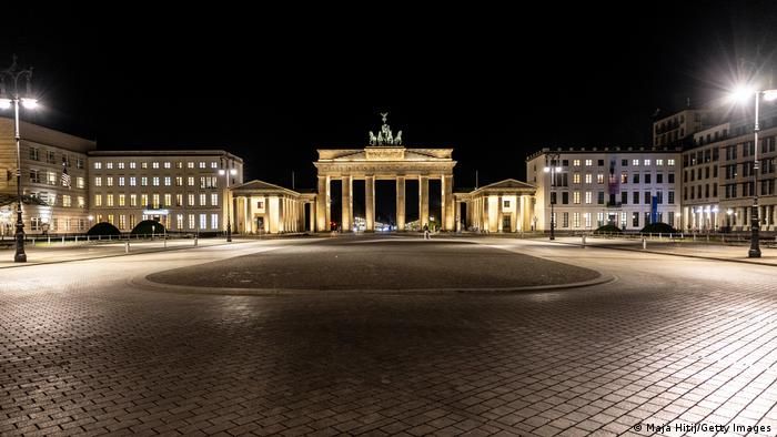 News Photo 1 - Germany - Otta Nottathil - Karlsruhe_Federal_Constitutional_approves_tough_corona_measures