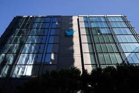 News Photo 1 - America - Finance - 71220224twitter