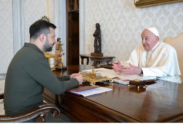 News Photo 1 - Europe - Otta Nottathil - Zelensky_visited_pope_francis