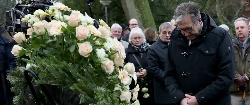 News Photo 1 - Germany - Otta Nottathil - Aschaffenburg_mayor_warned_against_terrorism