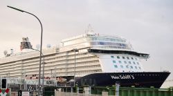 mein_shiff_collides_with_container_ship_germany_oct_26_10_2026