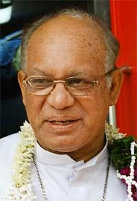 News Photo 1 - India - Samakaalikam - oswald